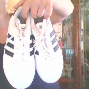 white with black basic addias kicks sneakers